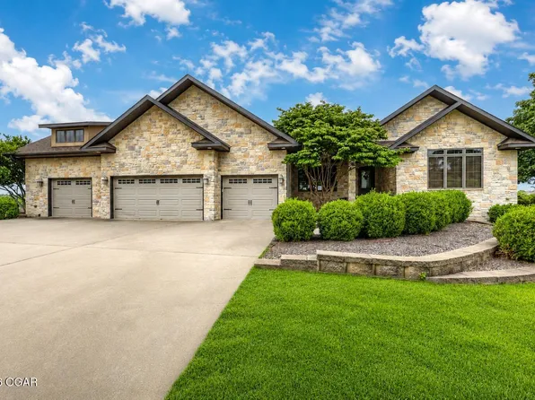 3302 Sunset Dr, Joplin, MO 64804