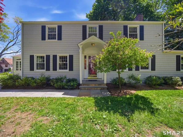 3 Knickerbocker Avenue, Norwalk, CT 06855