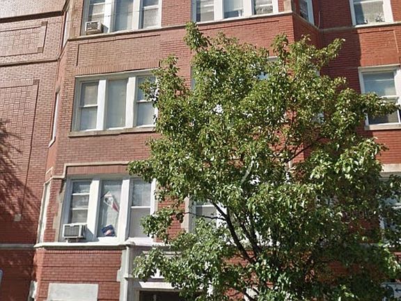 3rd image of 1830 E 73rd St #1
