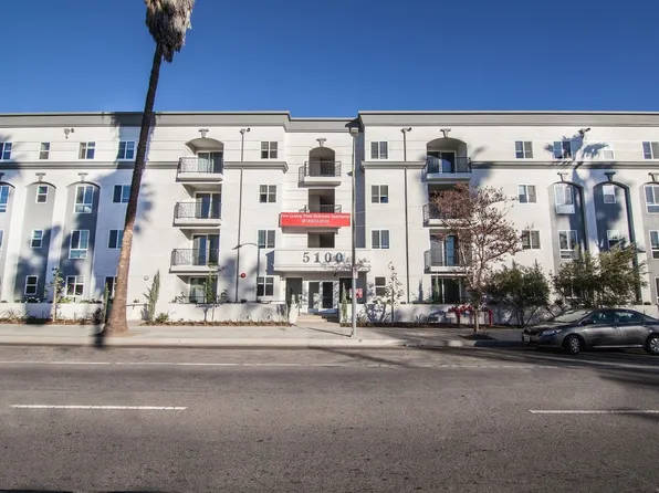 Sherman Oaks Place