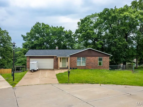 1956 Parkton West Dr, Barnhart, MO 63012