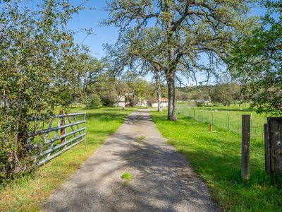 10257 Swede Creek Rd, Palo Cedro, CA, 96073