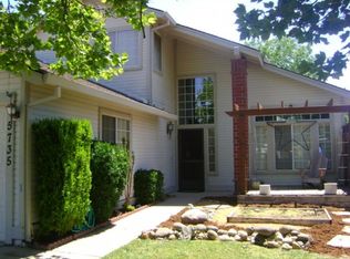 5735 Summit Dr, Rocklin, CA 95765