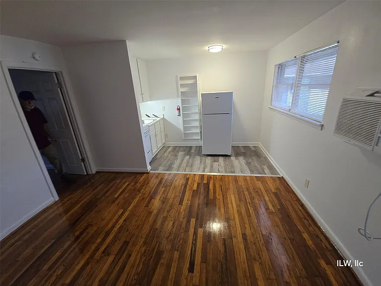 301 Avondale St #28 — Photo 14
