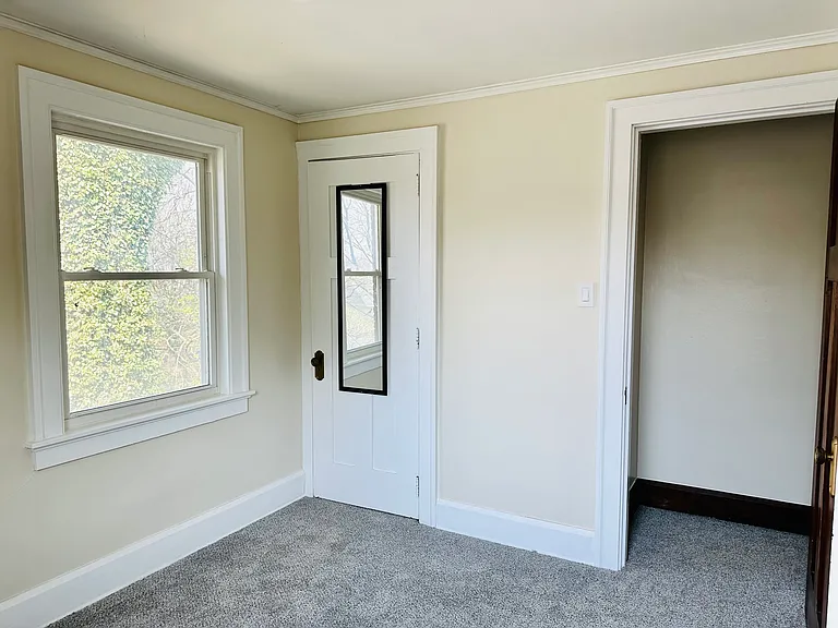 2829 E Main St — Photo 14