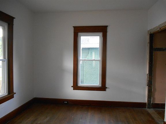 4th image of 514 S Ironwood Dr