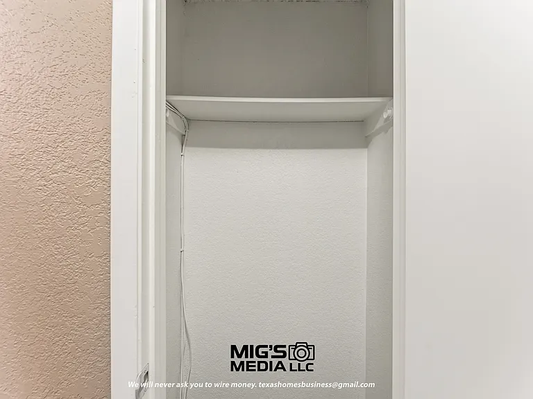 Entry way closet