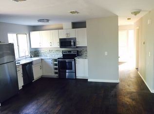 705 W Creekside Cir, Dixon, CA