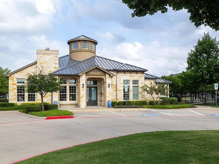 Leasing office