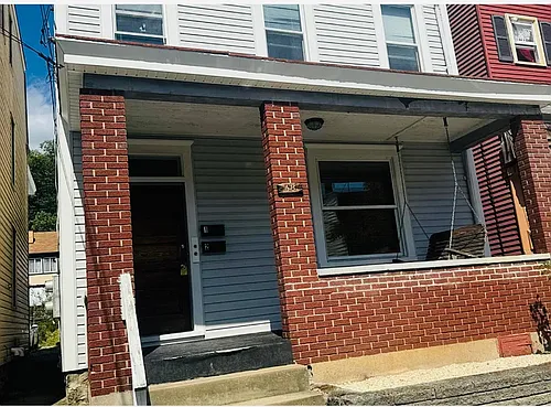 58 Wilson St #1 Photo 1