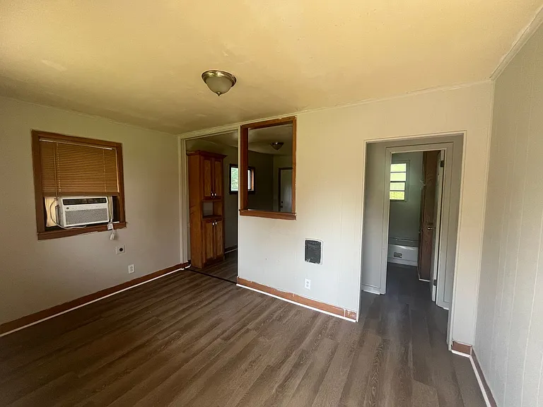 103 Spring St — Photo 2