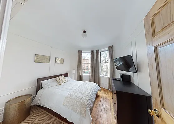 Rented by Triplemint | media 26