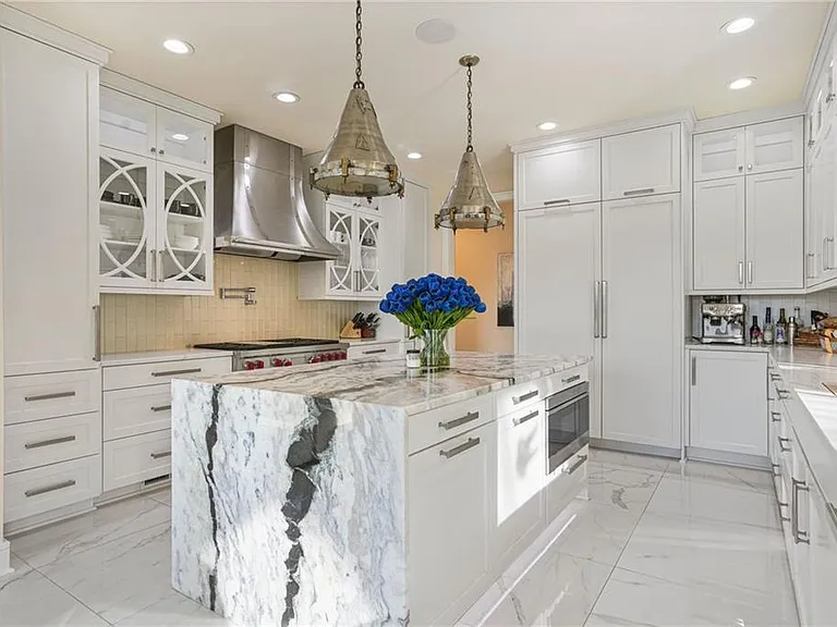 7 Whitewater Trl NW — Photo 12