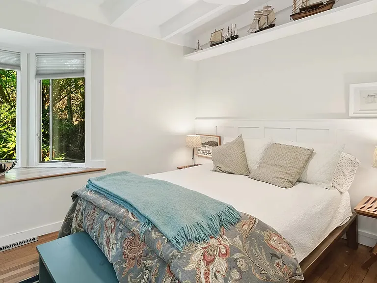 38 Oceanview Dr — Photo 7