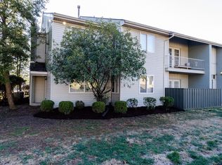 4406 Wisteria Landing Cir UNIT 103, Louisville, KY 40218