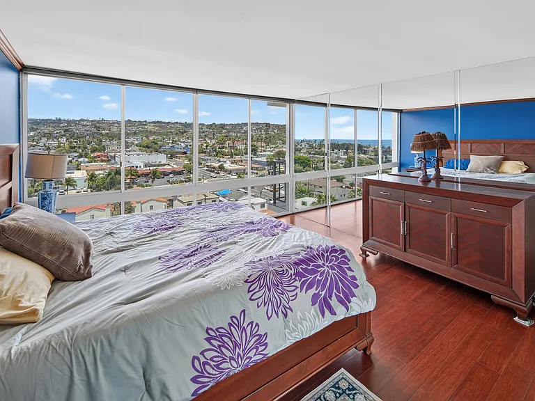 4945 Cass St #1101 — Photo 33