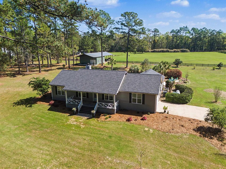 1st image of 900 Ridge Rd