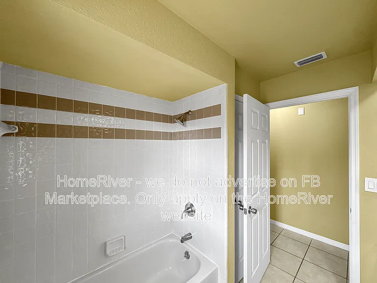 2194 Rio De Janeiro Ave — Photo 17