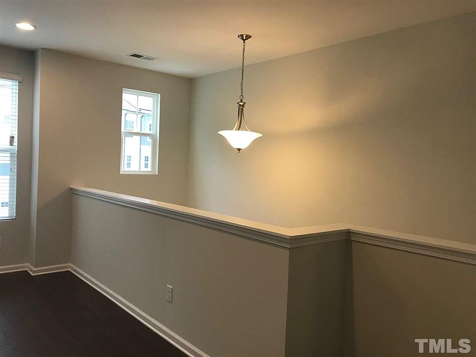 1464 Salem Creek Dr Apex NC Zillow