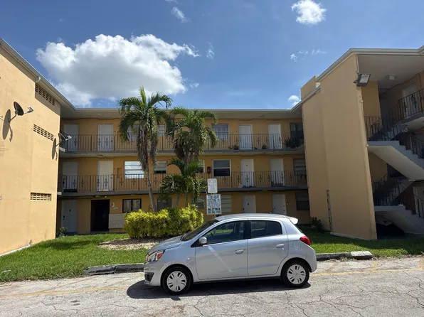 3855 SW 79th Ave, Miami, FL 33155
