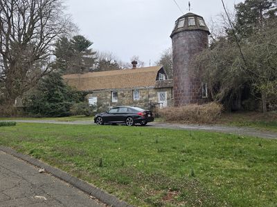 77 West Hill Circle, Stamford, CT, 06902