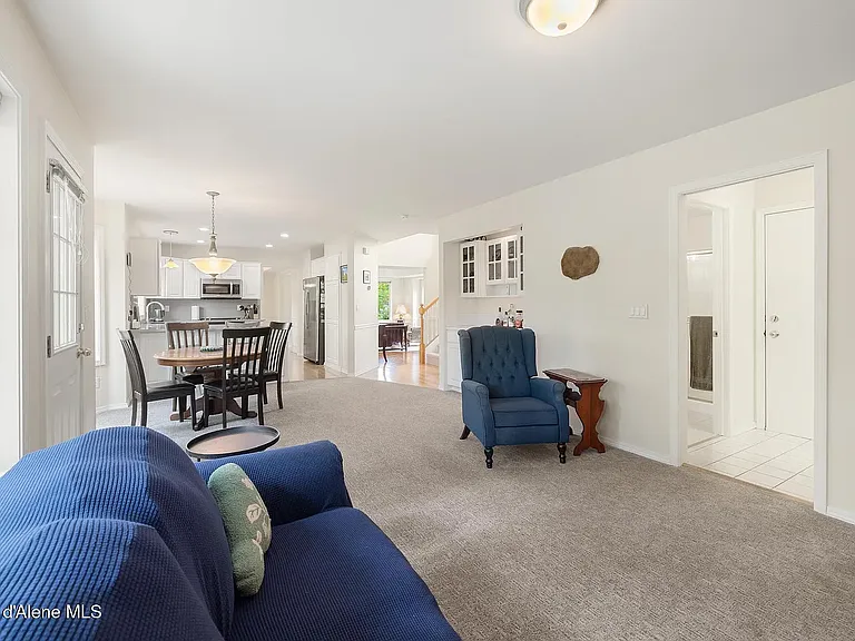 4950 E Frazier Dr — Photo 16