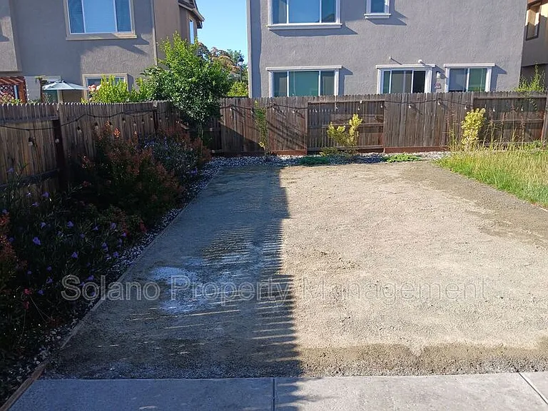 938 Fruit Stand Cir — Photo 52