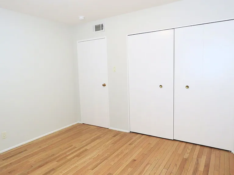 1848 Lombard St — Photo 9