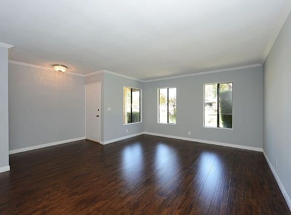 3rd image of 2570 Northlake Cir