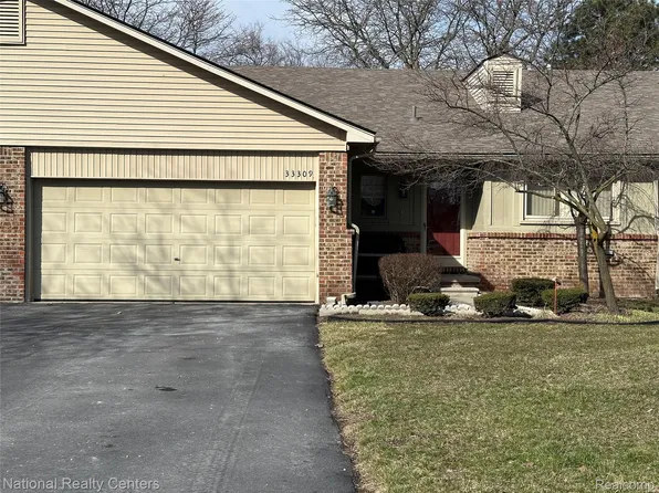 33309 Mill Race Cir, Westland, MI 48185