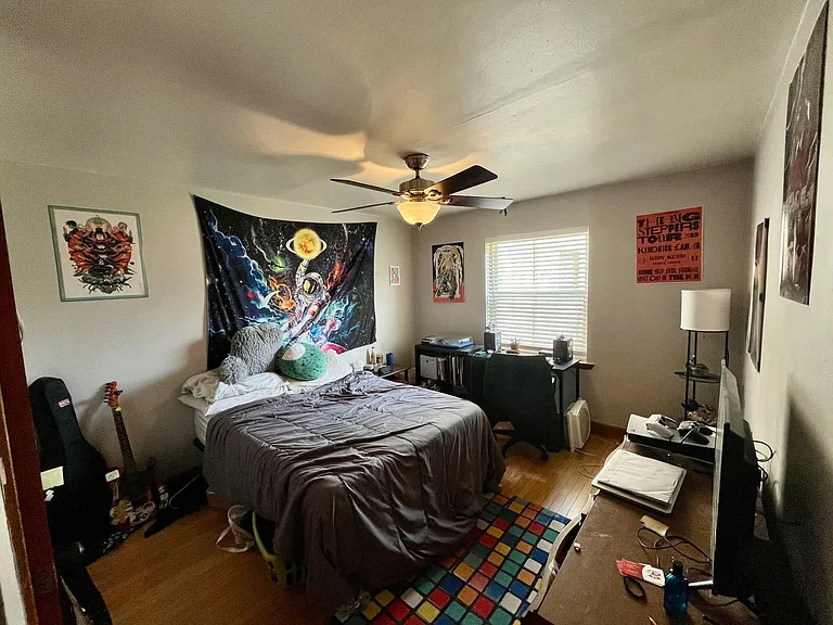 4384 N Wilson Dr — Photo 8