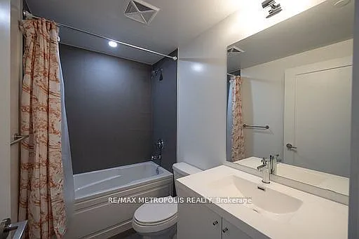 2545 Simcoe St N #412 — Photo 13