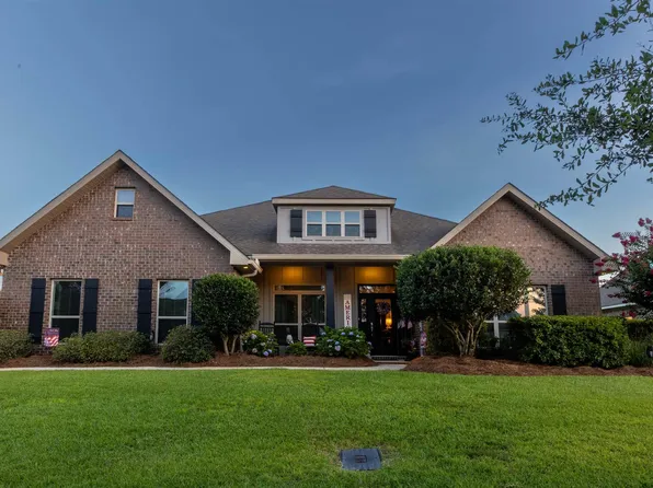 9820 Evanston St, Daphne, AL 36526