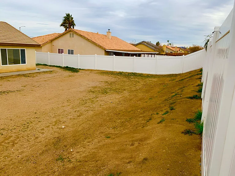 Via Roca Rd — Photo 25