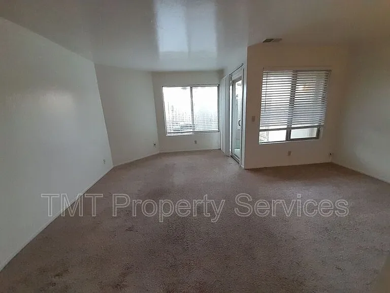 413 E Rice Ranch Rd — Photo 4