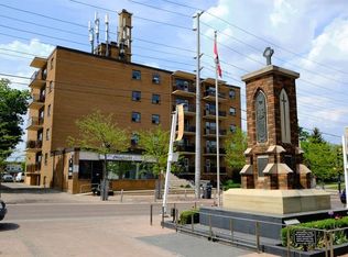 16 Main St, Mississauga, ON L5M1X3