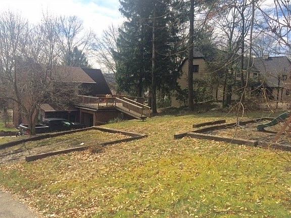 2nd image of 510 Woodside Ave
