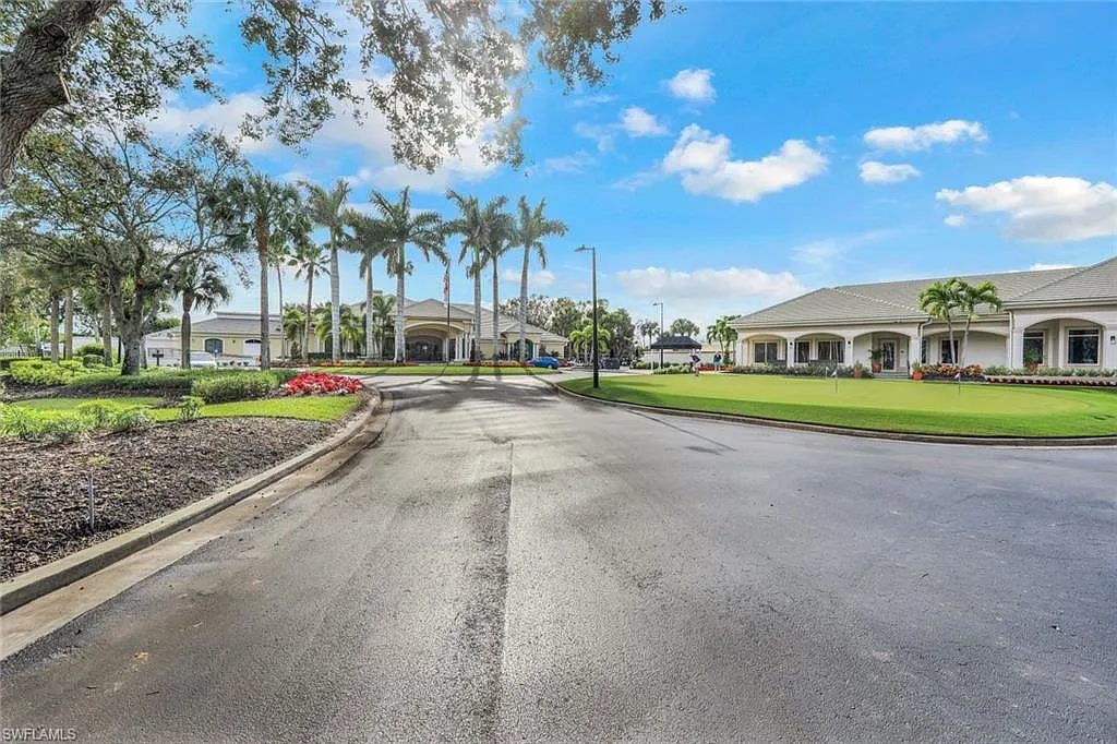 2 bed, 2.0 bath, 1661 sqft, $5,500 — Photo 4