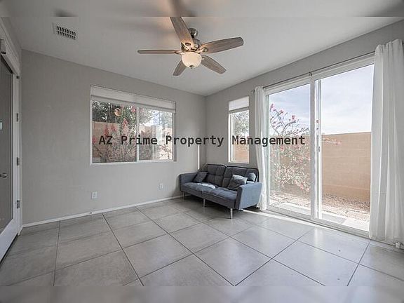 4th image of 7032 W Carter Dr