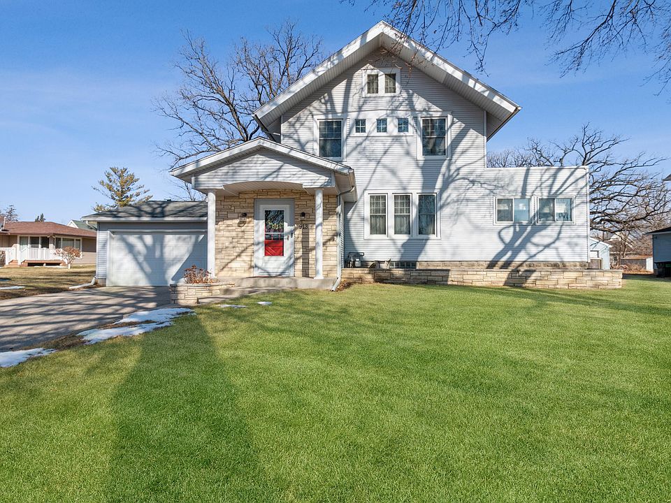913 Broad St, Story City, IA 50248 Zillow