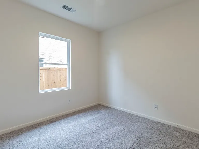 1888 Everglades Dr — Photo 13