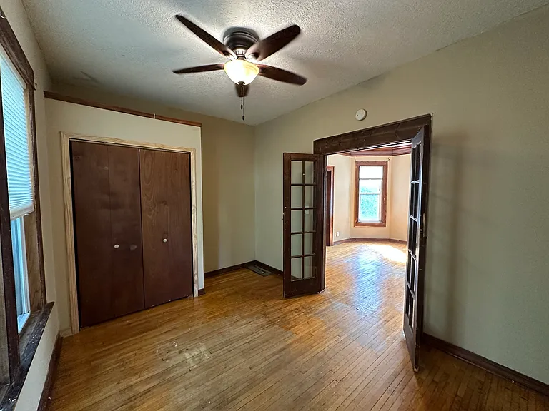 2943 Bryant Ave N — Photo 11