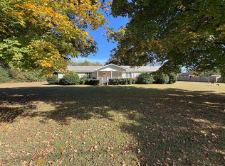 705 Loveless Rd, Hazel Green, AL 35750