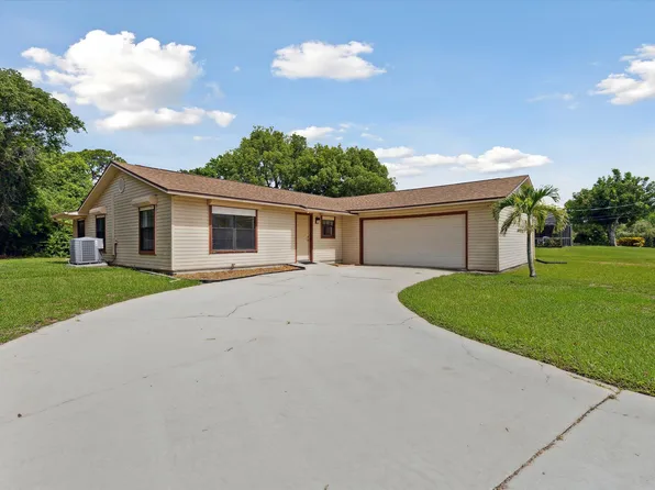 1045 Garden Rd, Merritt Island, FL 32952