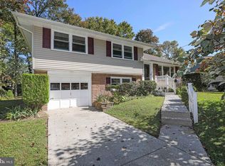 1221 Oakwood Rd, Haddonfield, NJ 08033