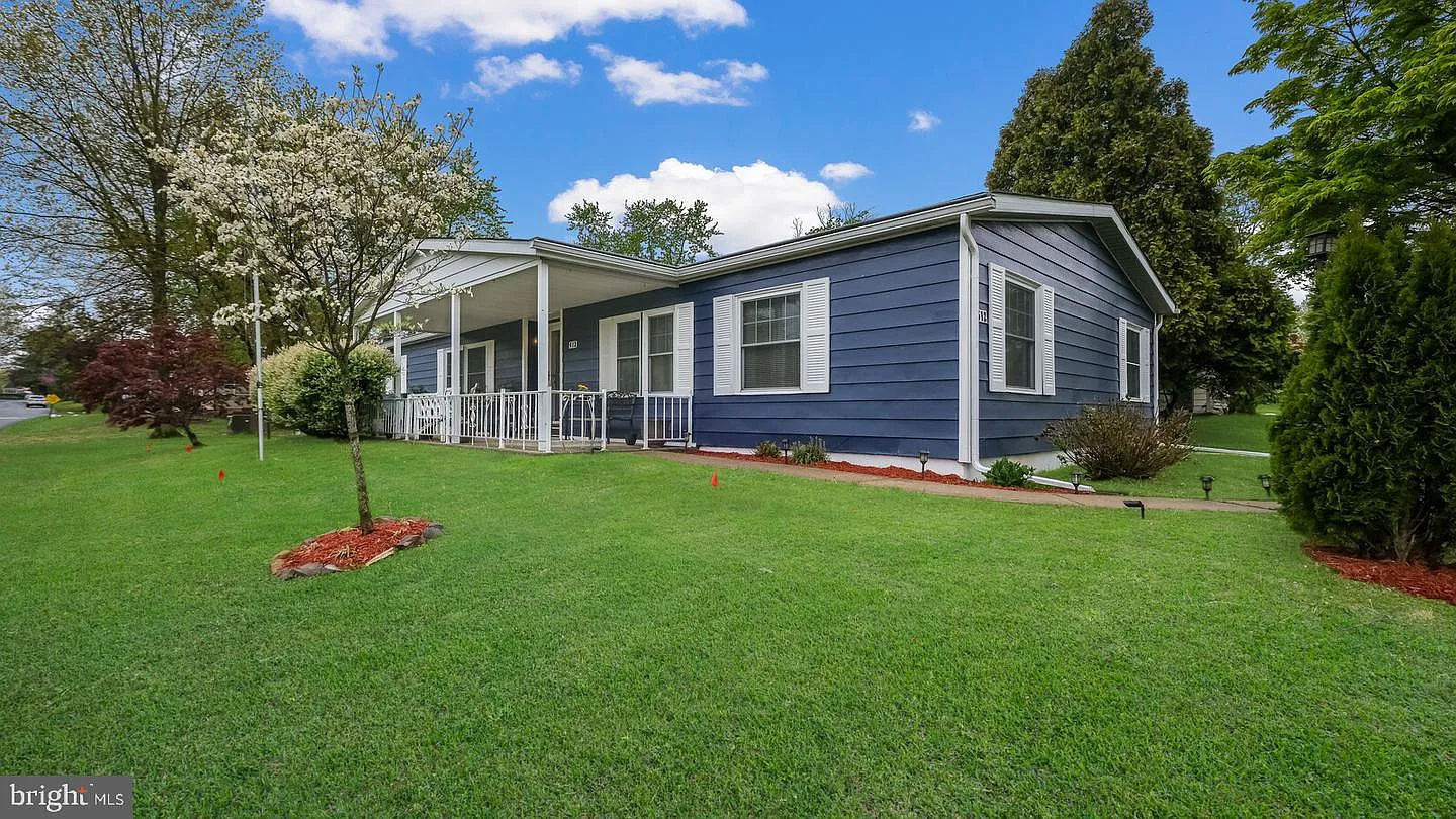 612 Stream View Dr photo 1