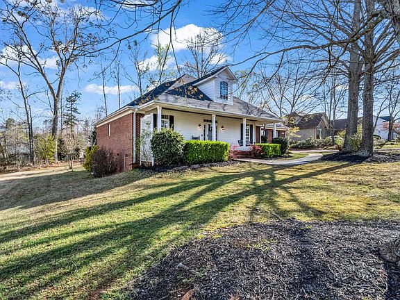 3rd image of 515 Planters Rest Ln