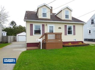 1019 25th St, Two Rivers, WI 54241