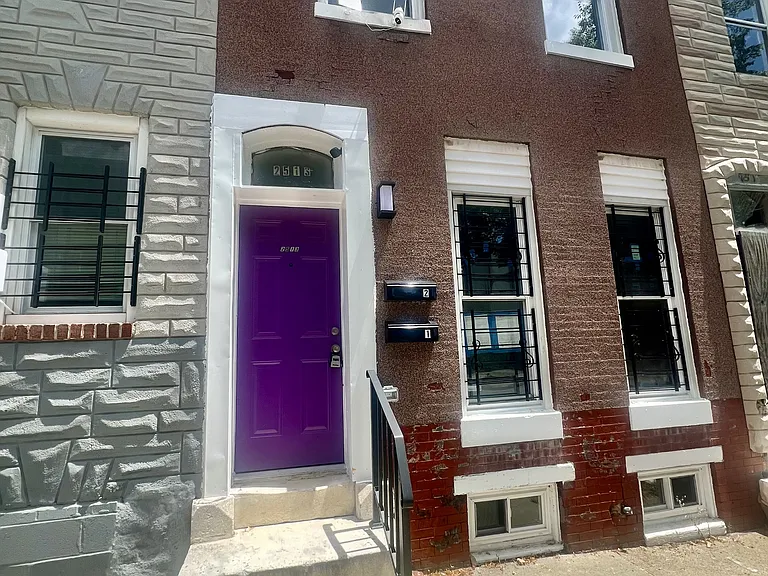 2513 Francis St #1 — Photo 1