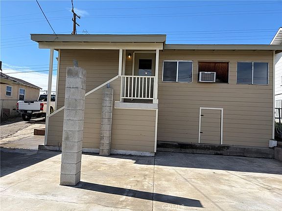 4th image of 1156 N Rancho Ave